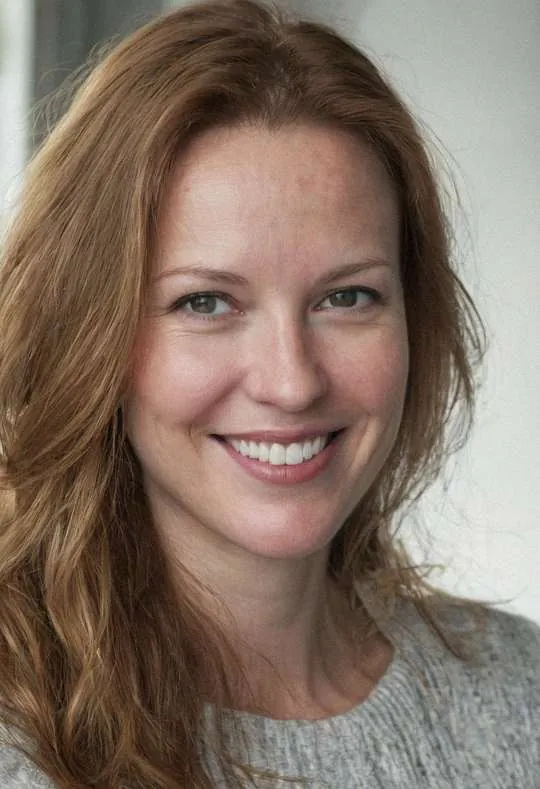 Karin, 47