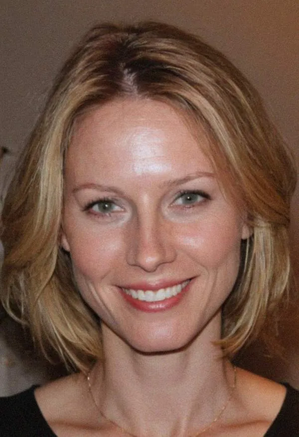Tina, 46